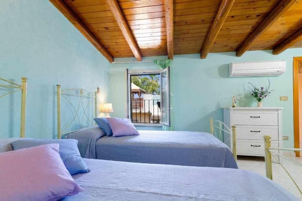 Villa Casa Delle Zammare Fronte Mare Centro Storico Riposto Exterior foto