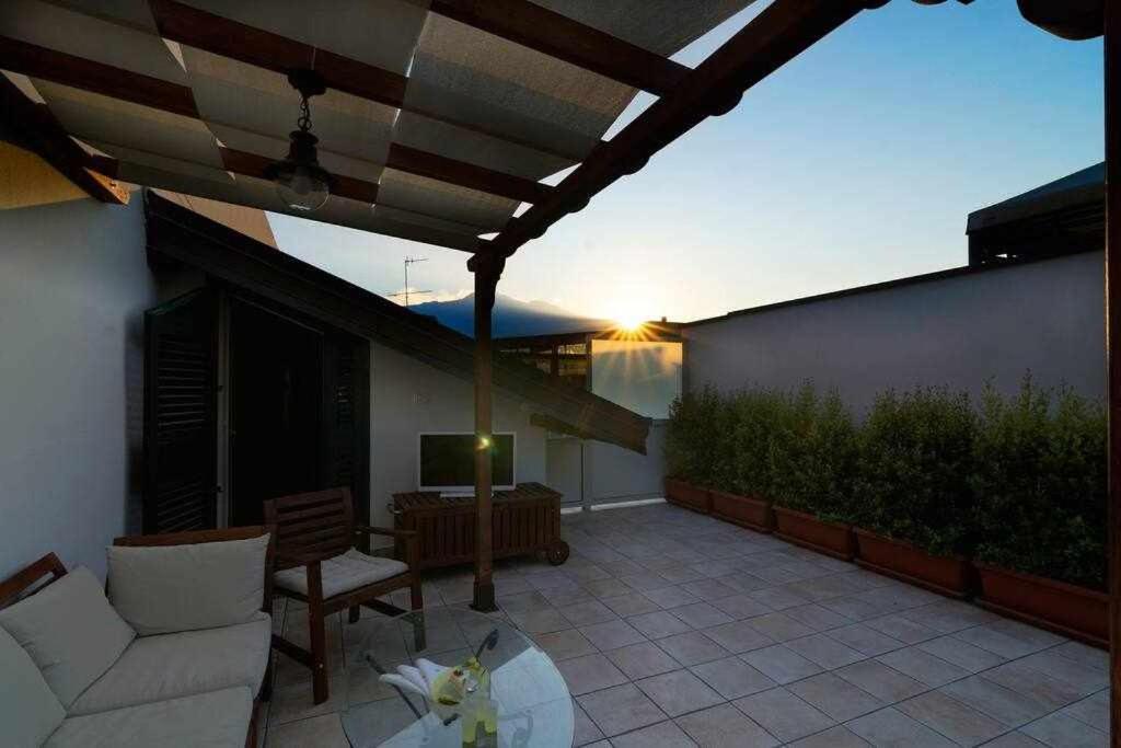 Villa Casa Delle Zammare Fronte Mare Centro Storico Riposto Exterior foto